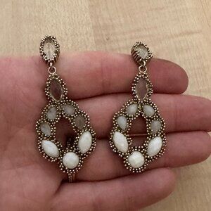 Vintage, hard to find Kendra Scott White and Gold statement earrings